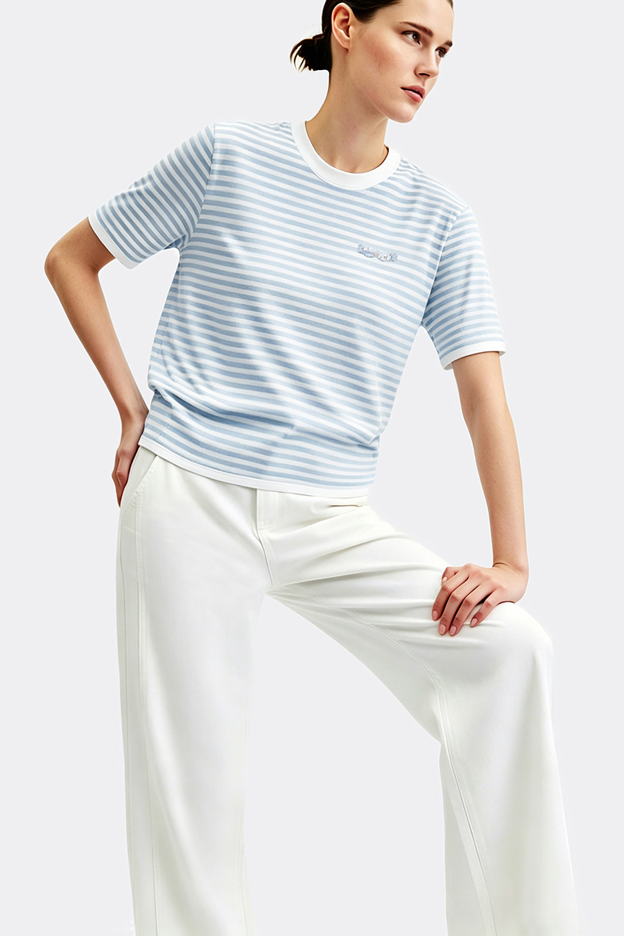 Rhinestone Striped Knit Sweater|AMII
