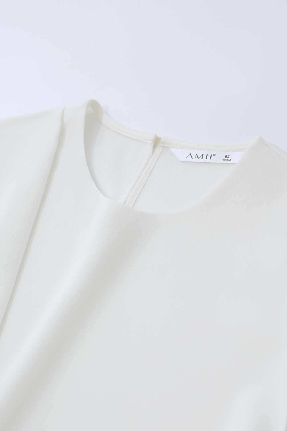 Asymmetric Gathered Chiffon Blouse|AMII