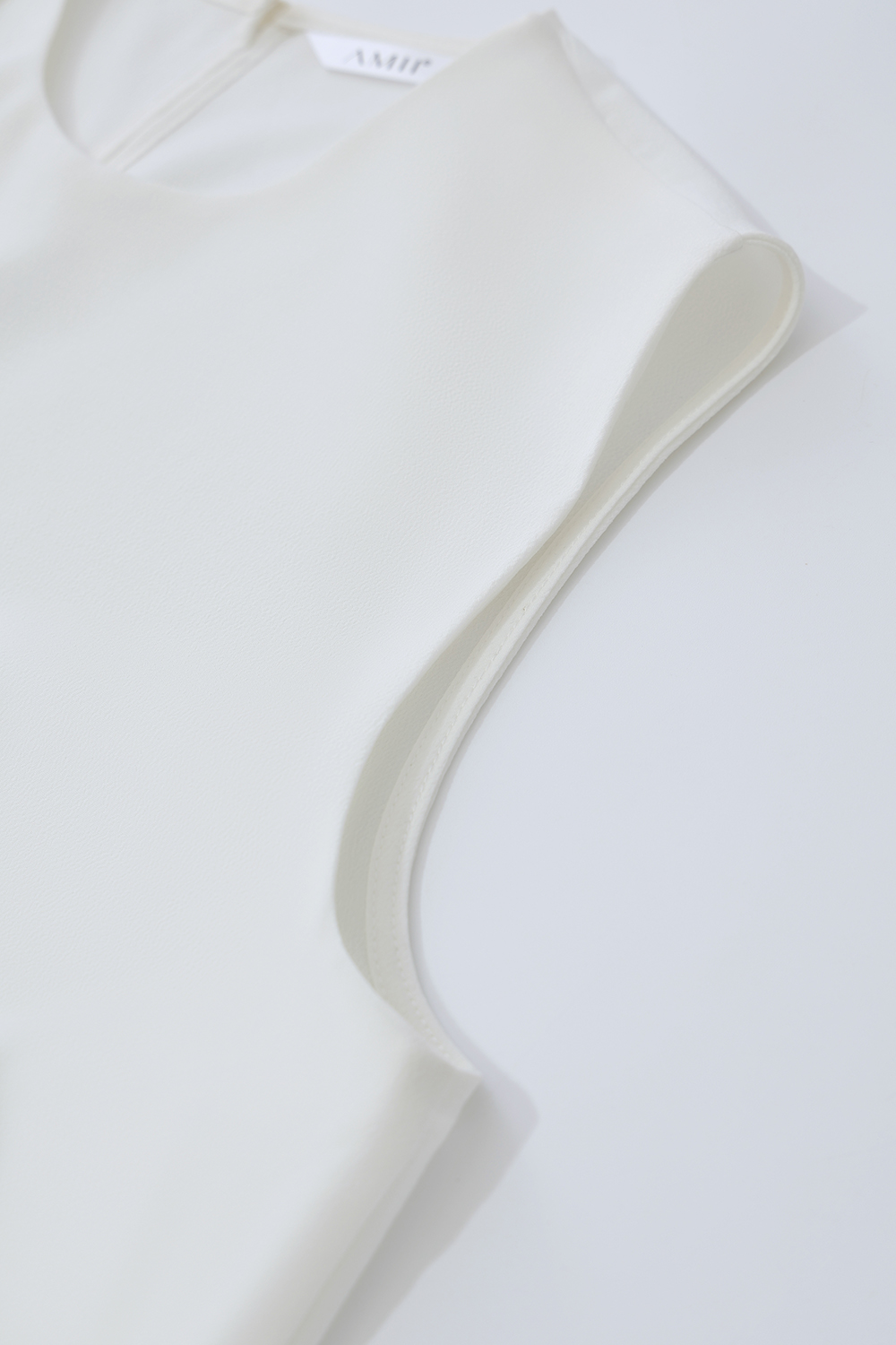 Asymmetric Gathered Chiffon Blouse|AMII