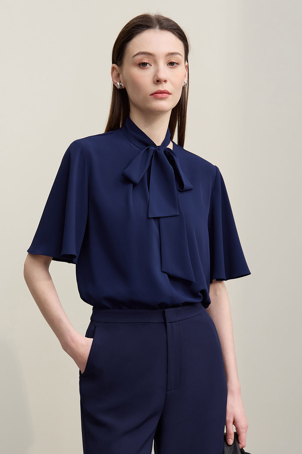 Ribbon Tie Chiffon Blouse|AMII