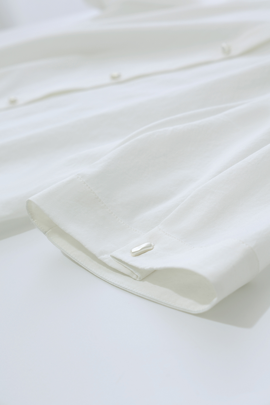 Lapel Raglan Sleeve Shirt