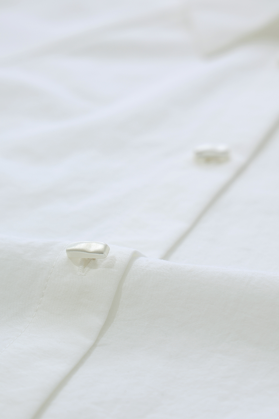 Lapel Raglan Sleeve Shirt