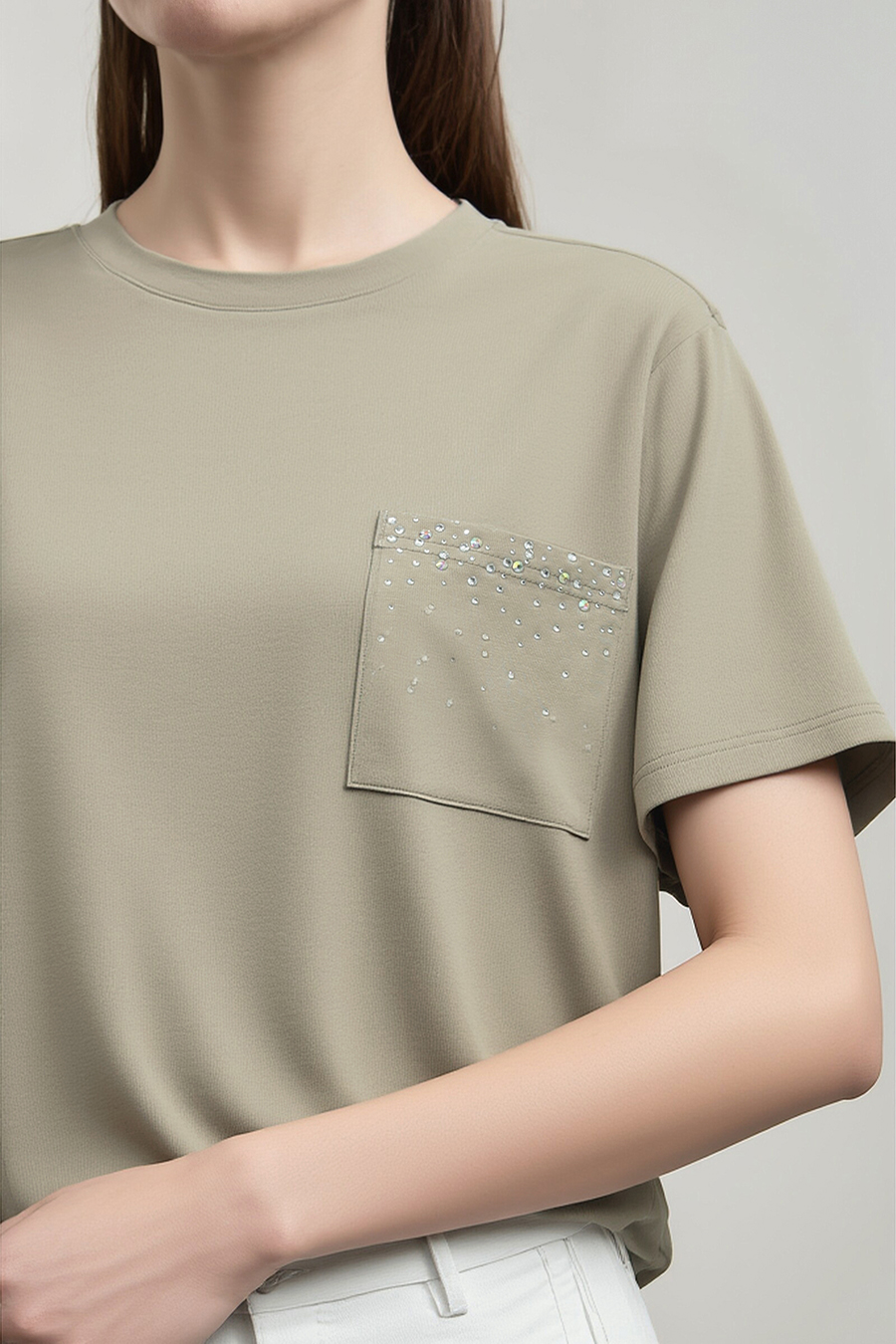 Rhinestone Pocket Crew Neck T-shirt|AMII