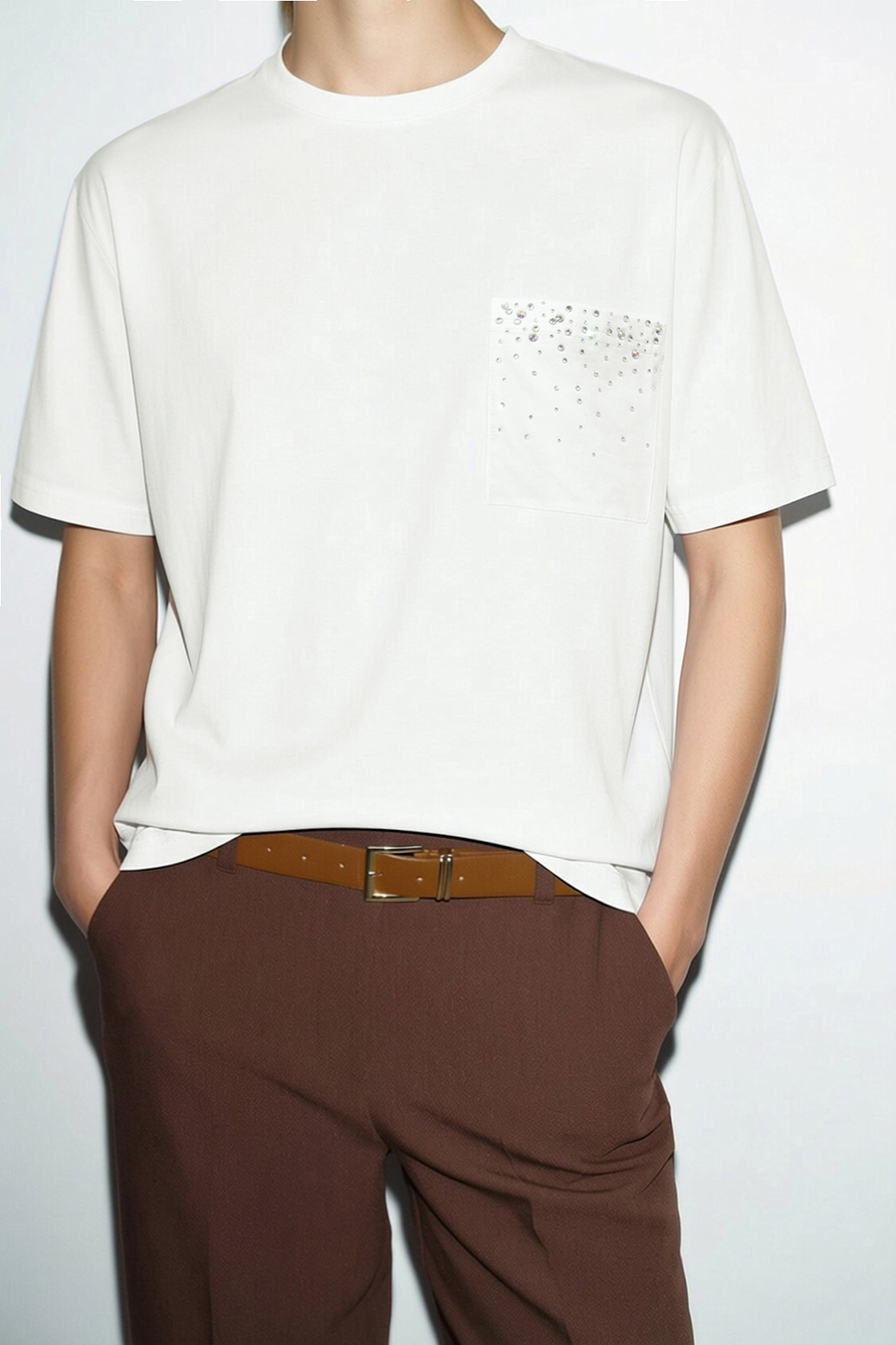 Rhinestone Pocket Crew Neck T-shirt|AMII