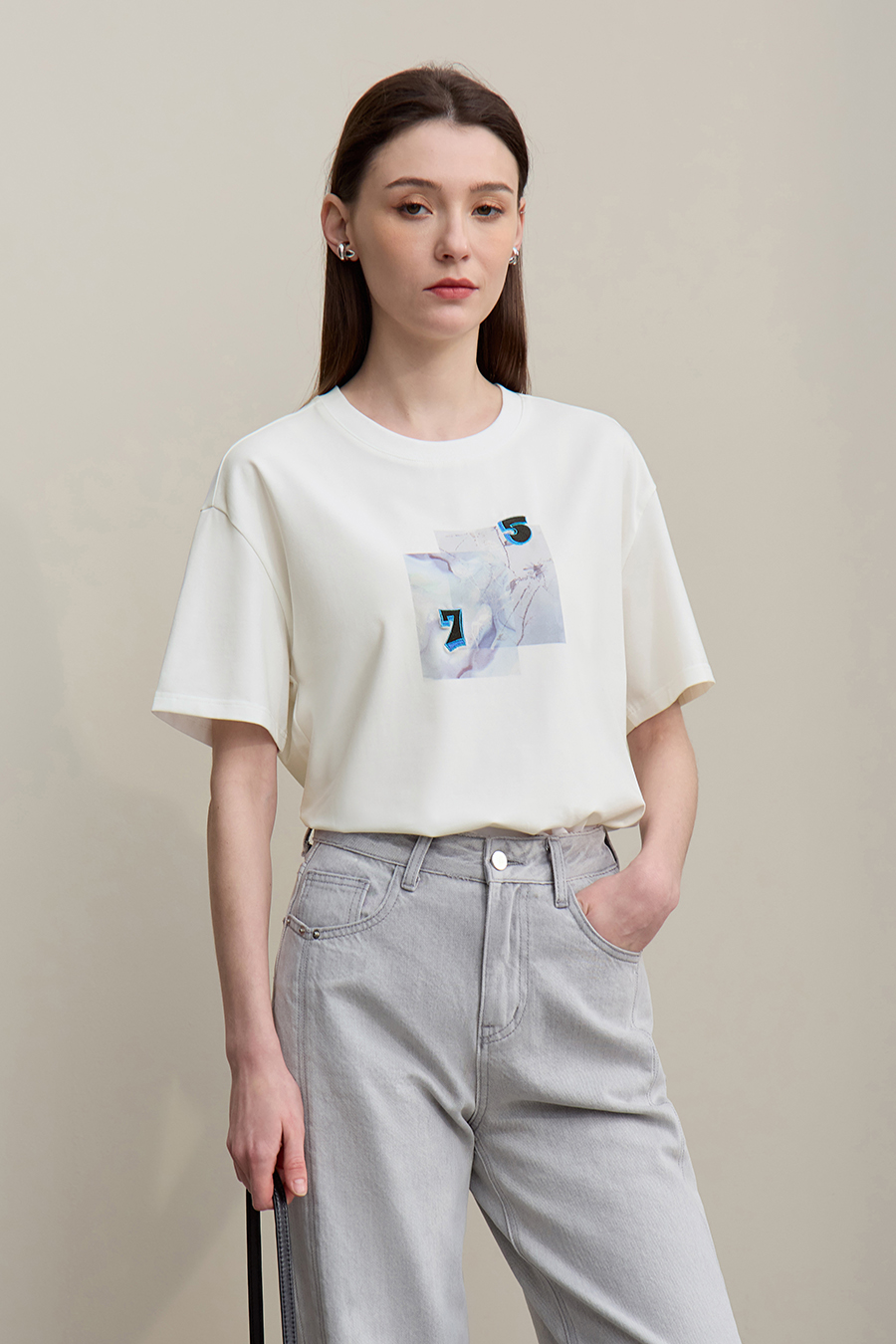 Printed Embroidery Short Sleeve T-Shirt|AMII