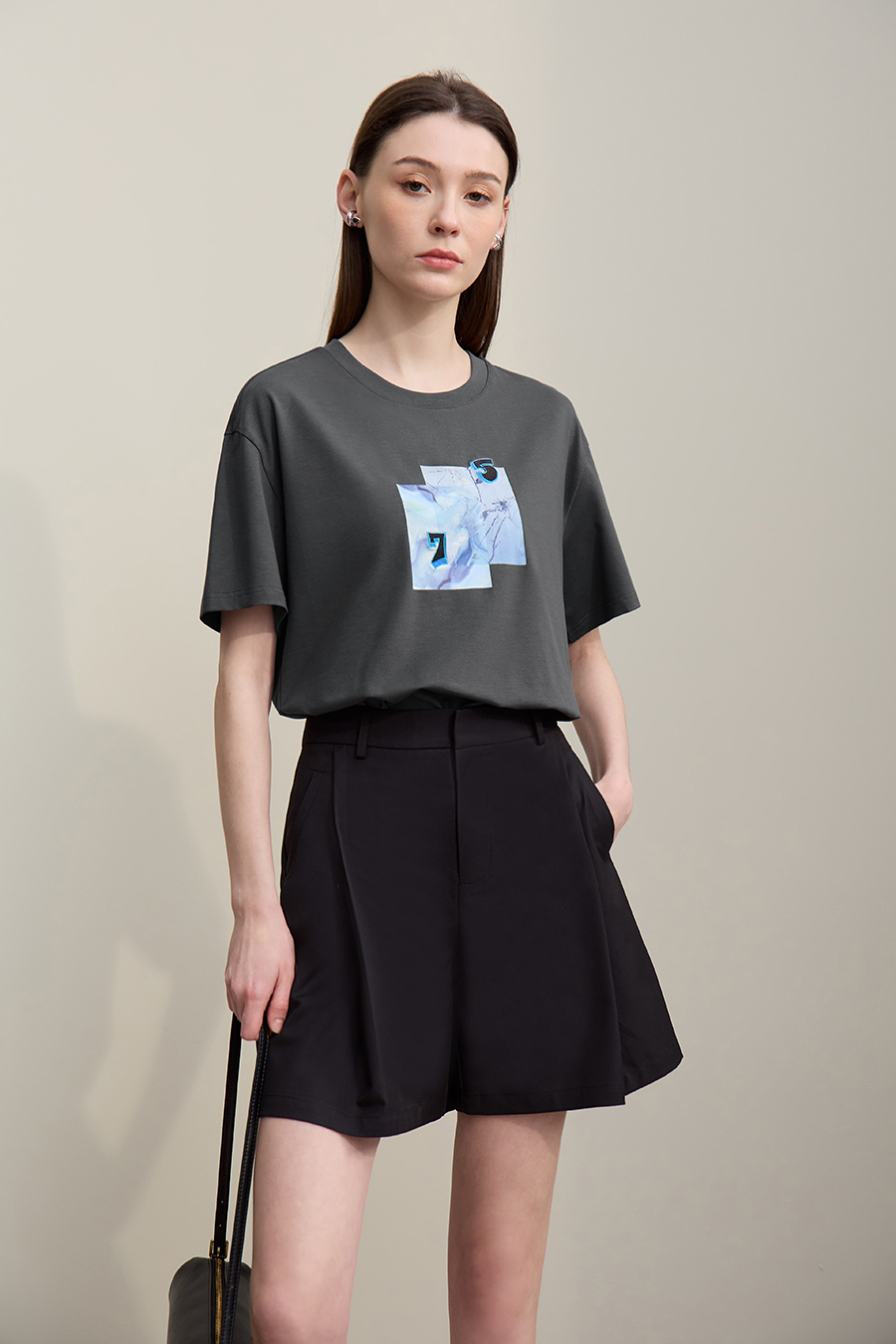 Printed Embroidery Short Sleeve T-Shirt|AMII
