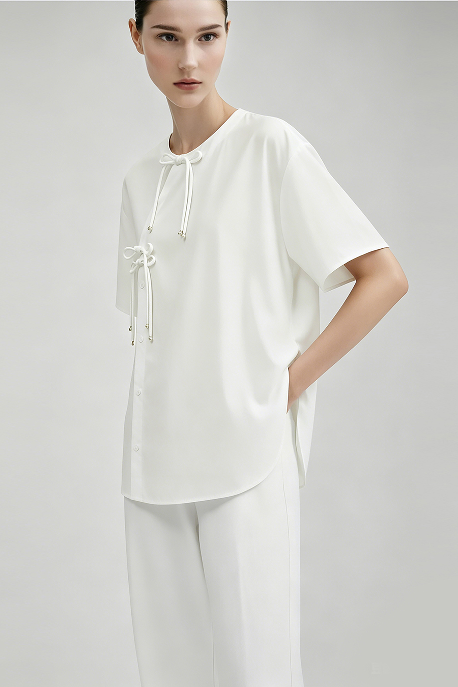 Chinese Style Round Neck Frog Button Shirt|AMII