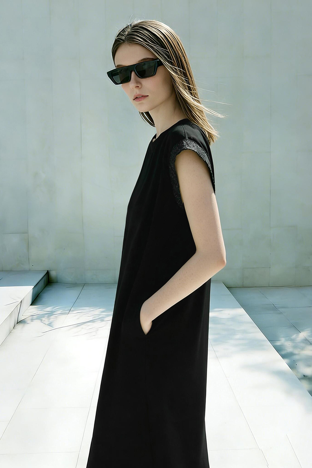 Lace Spliced Slit Dress