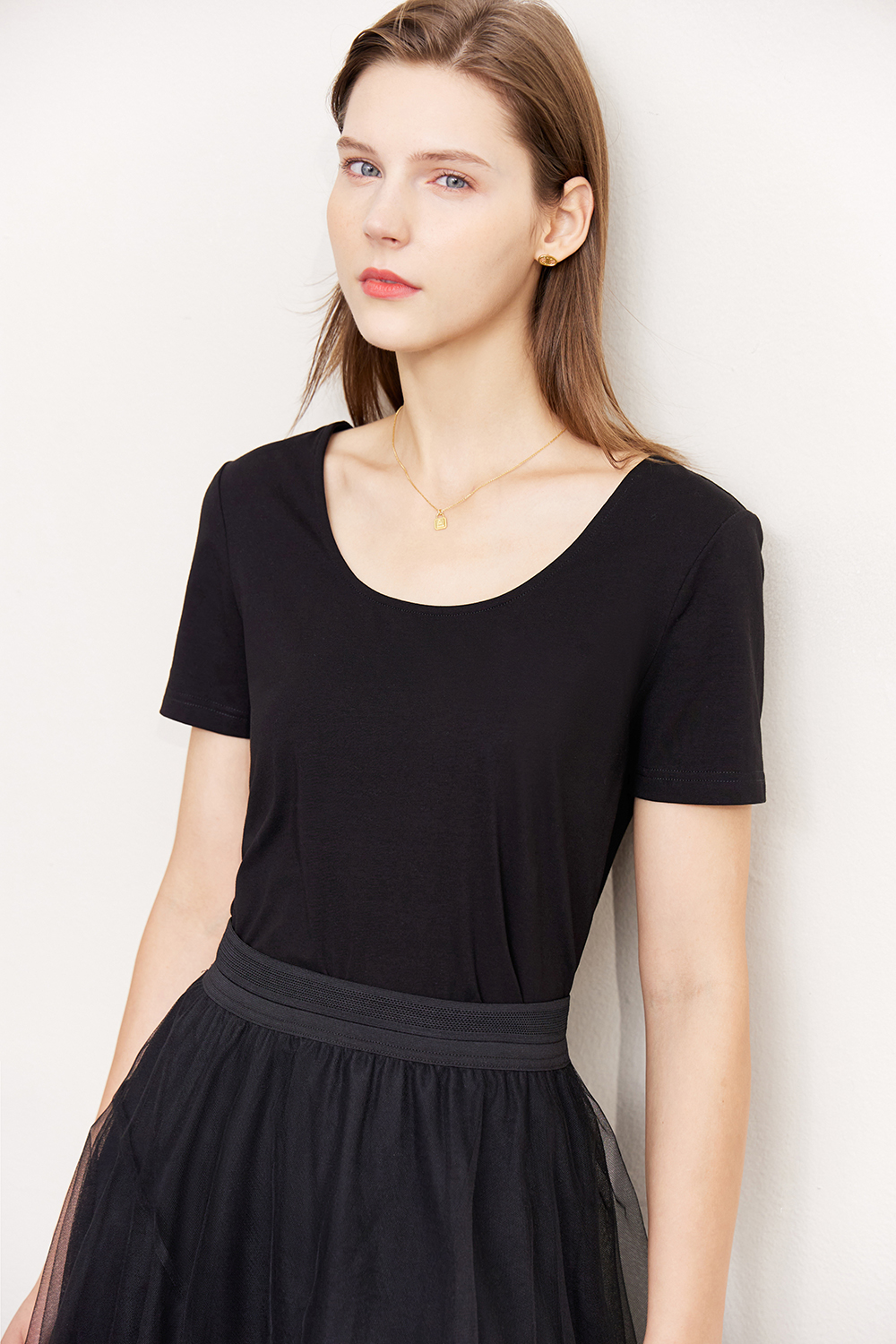 Lace Spliced Backless T-shirt