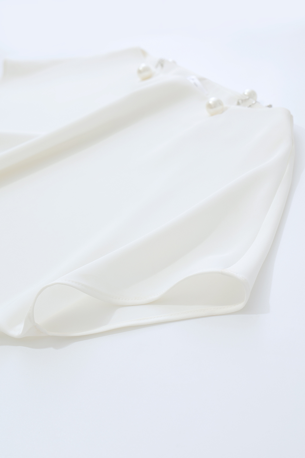 Beaded Chain Chiffon Blouse|AMII