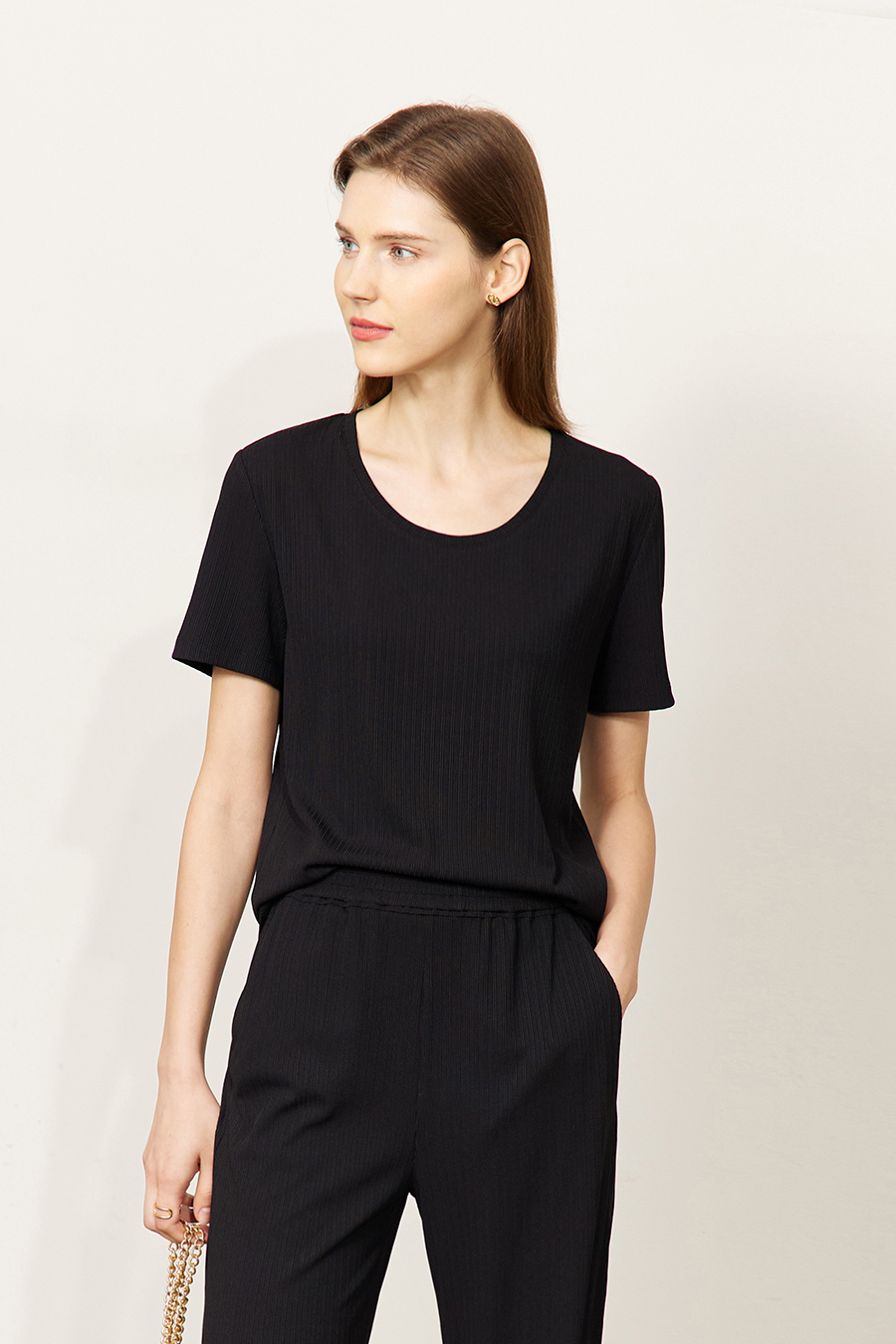 U-neck Ribbed Short-sleeve T-shirt