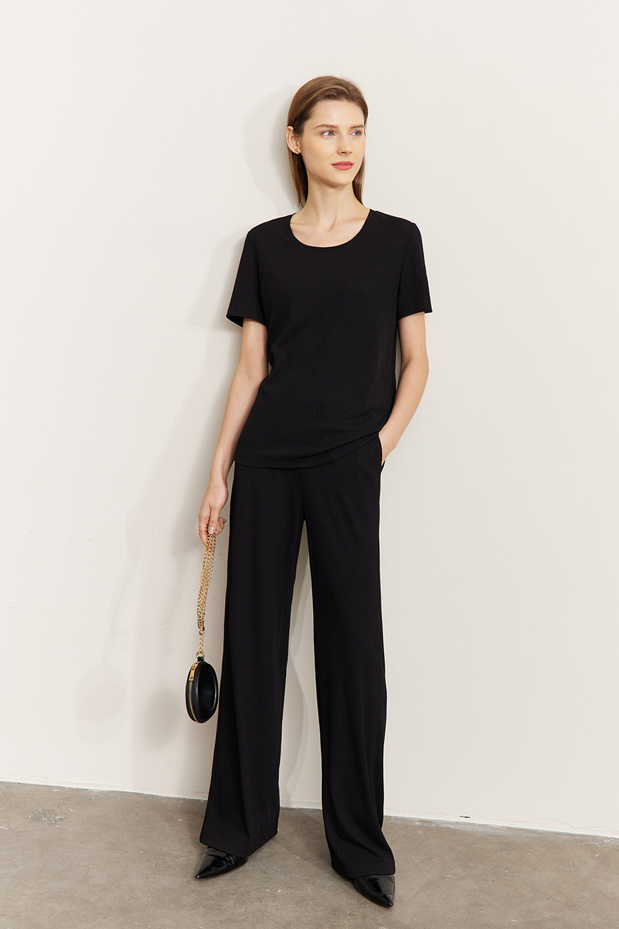 U-neck Ribbed Short-sleeve T-shirt