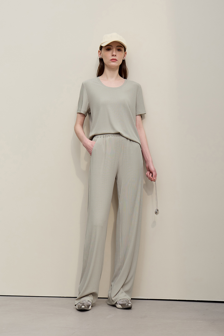 U-neck Ribbed Short-sleeve T-shirt