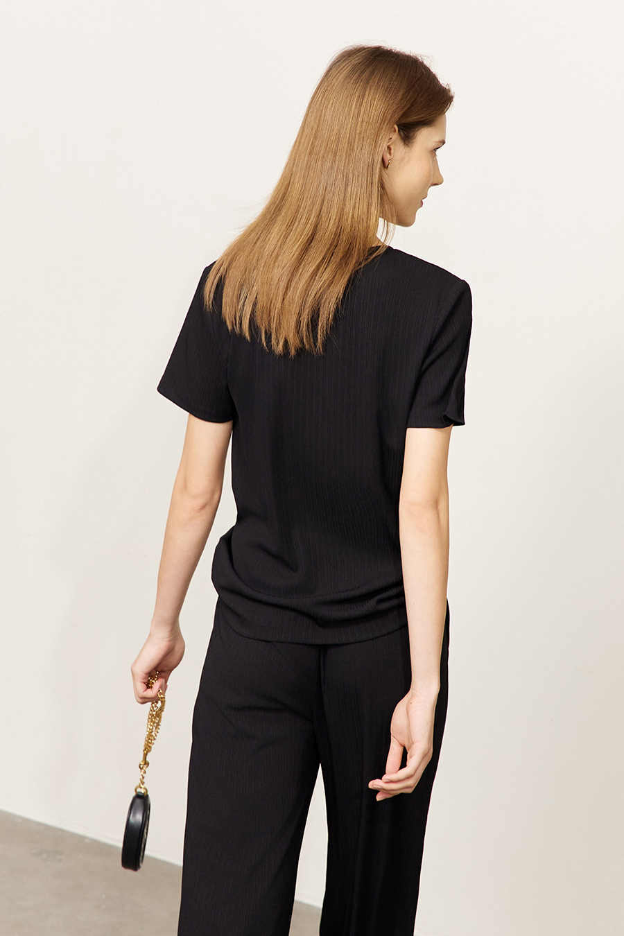 U-neck Ribbed Short-sleeve T-shirt