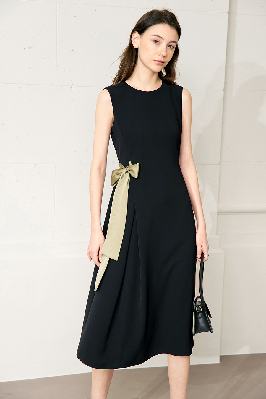 Contrast Tie Dress