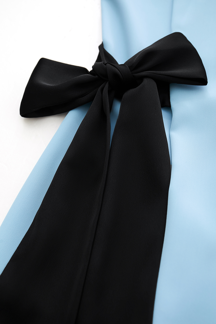Contrast Tie Dress