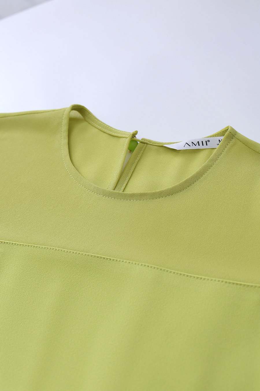 Satin Contrast Fabric Chiffon Blouse|AMII