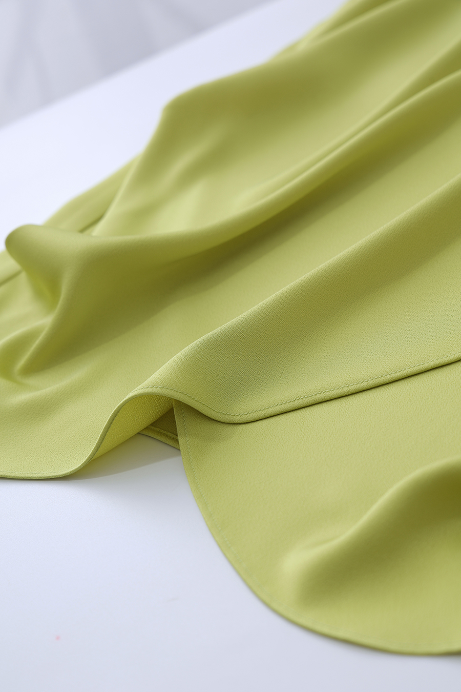 Satin Contrast Fabric Chiffon Blouse|AMII