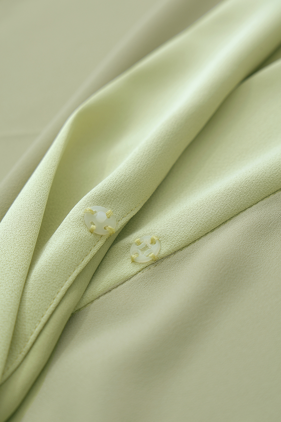 Satin Spliced Tie Detail Chiffon Blouse|AMII