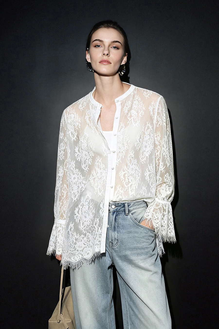 Round Neck Eyelash Lace Shirt | AMII
