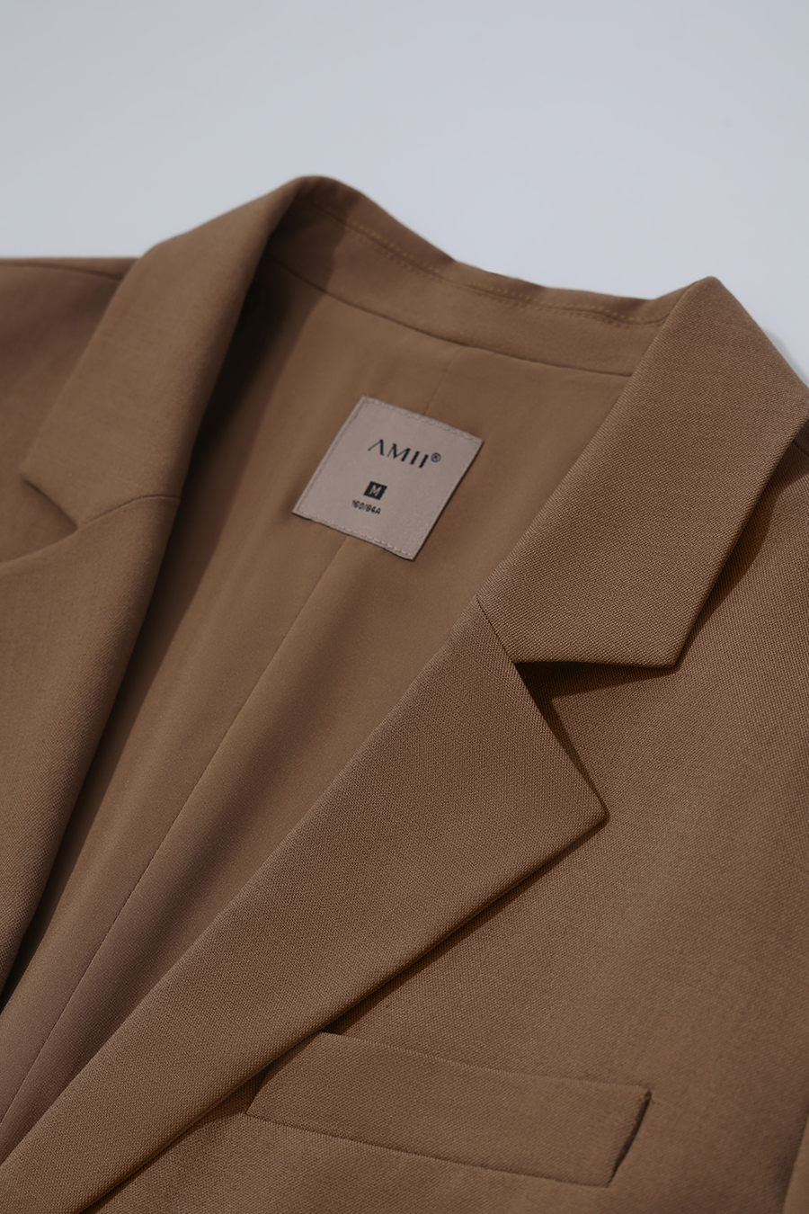 Notched Lapel Bloom Hem Blazer | AMII