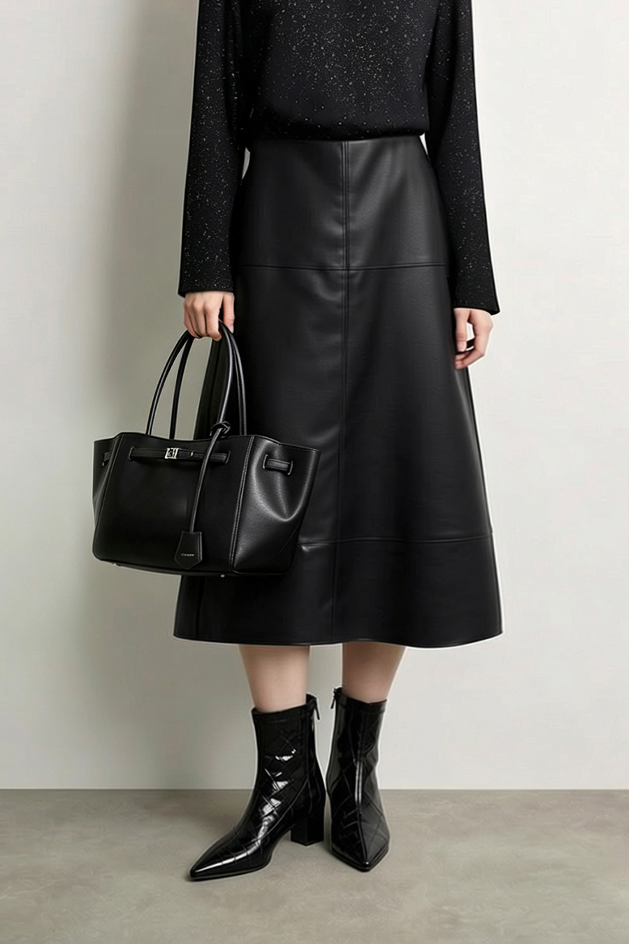 Faux Leather Skirt | AMII