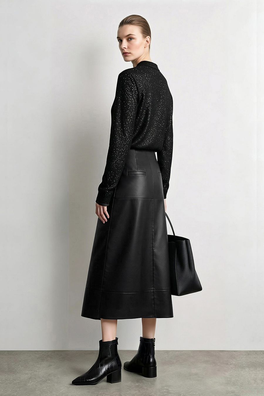 Faux Leather Skirt | AMII