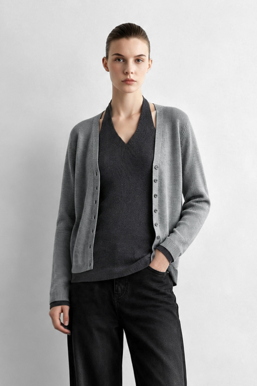 Faux‑Two‑Piece Cardigan|AMII