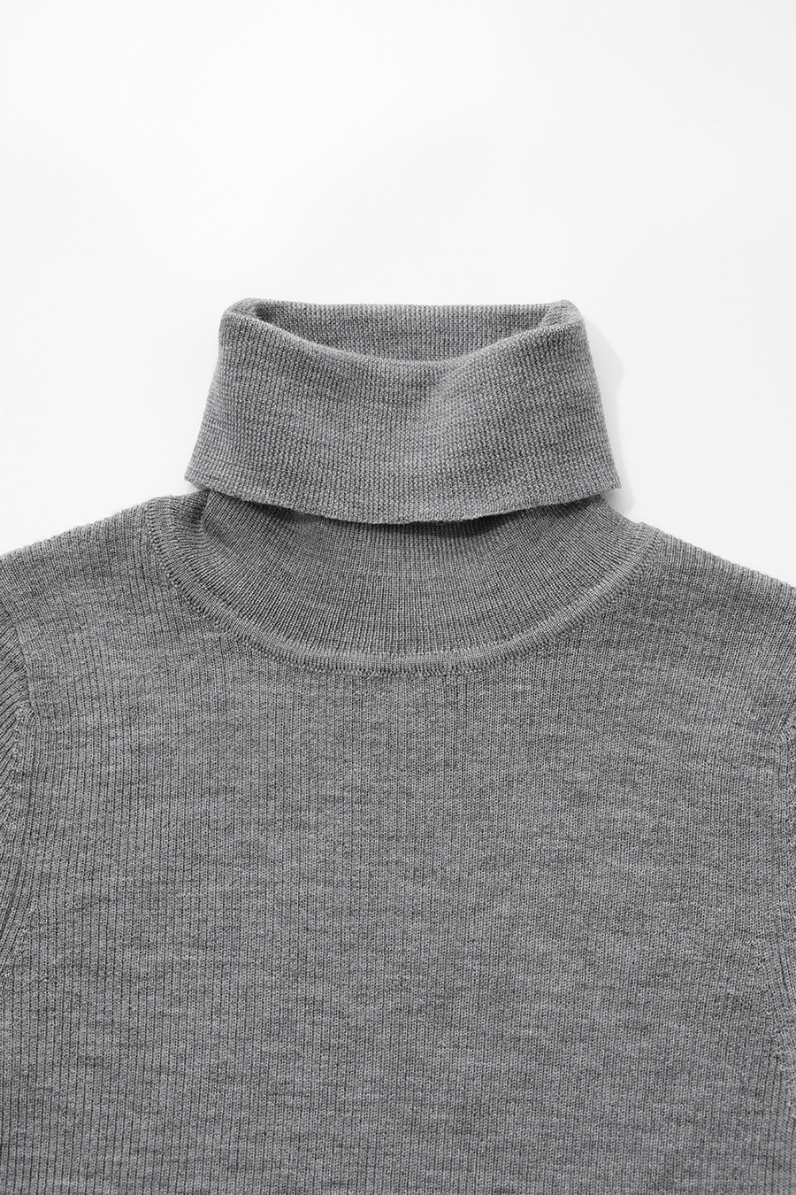 Mock Neck Elbow Sleeve Knit Top | AMII
