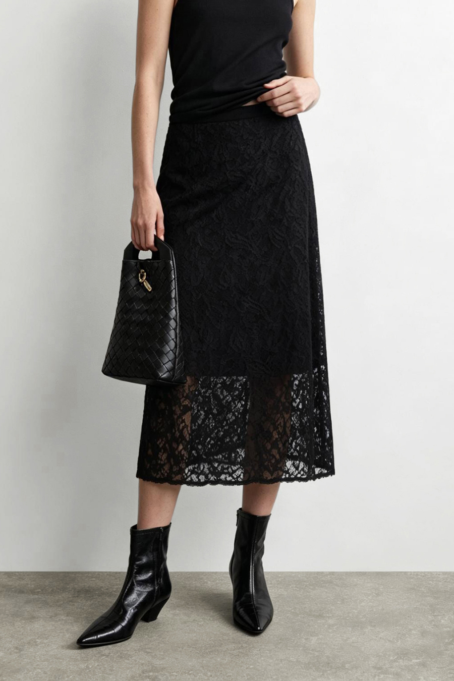 Velvet & Lace Panel Skirt | AMII