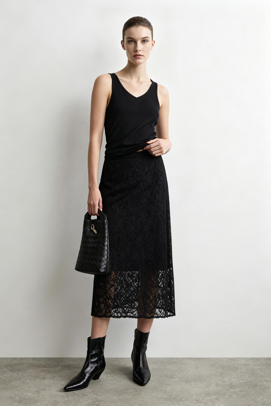 Velvet & Lace Panel Skirt | AMII