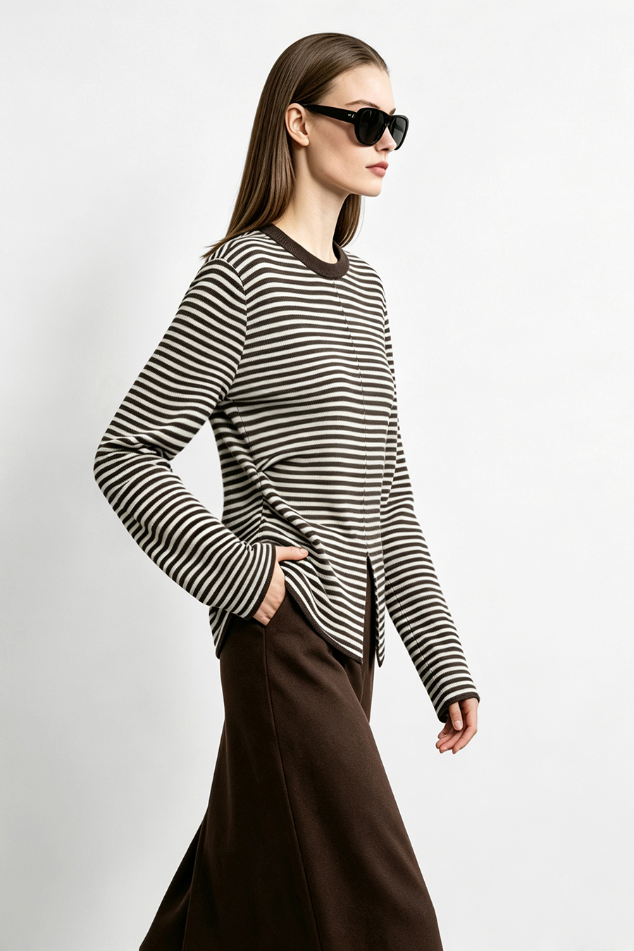 Crew Neck Slit Striped Sweater | AMII