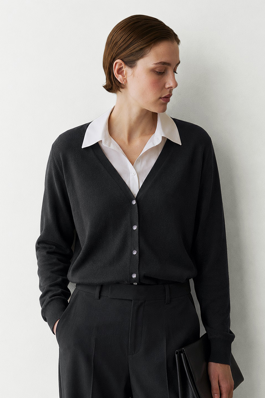 Versatile V-Neck Knit Cardigan | AMII