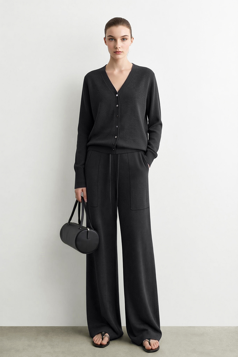 Versatile V-Neck Knit Cardigan | AMII