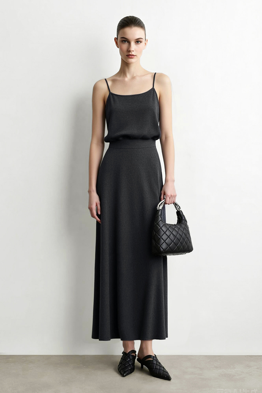 Versatile Rib V-Neck Knit Camisole | AMII