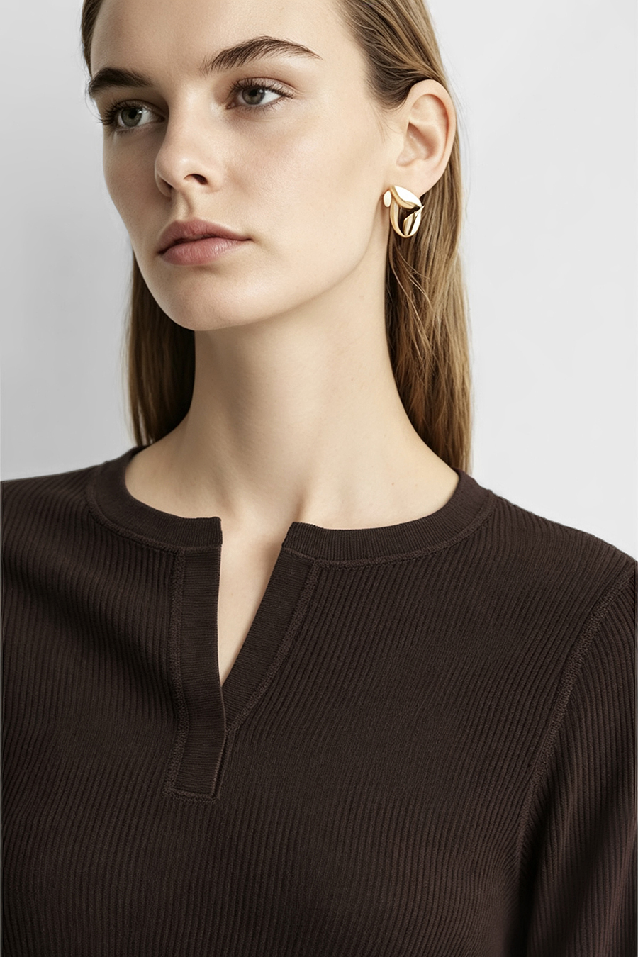Crew Neck Half Placket Sweater | AMII