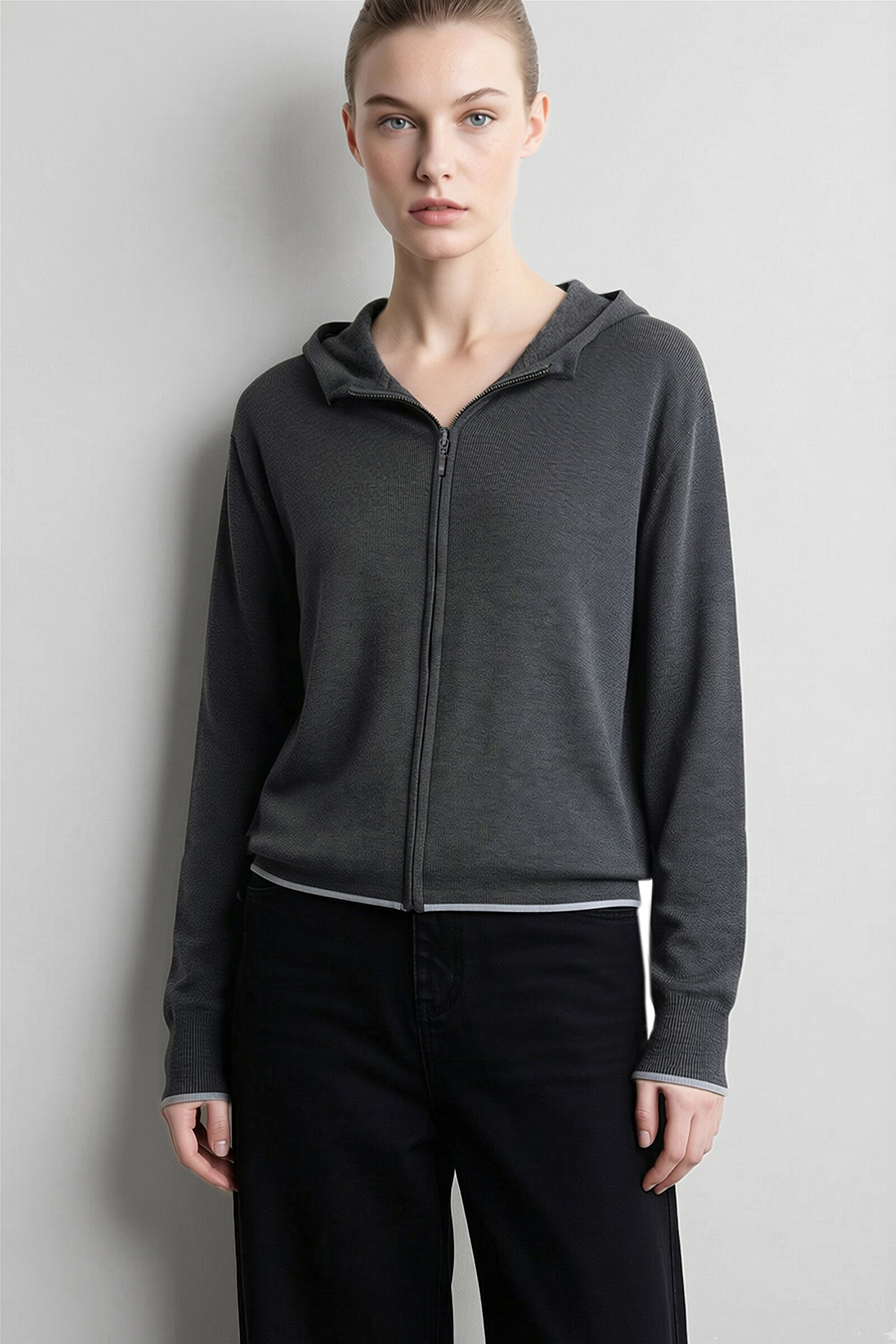 Hooded Zip-Up Knit Cardigan|AMII
