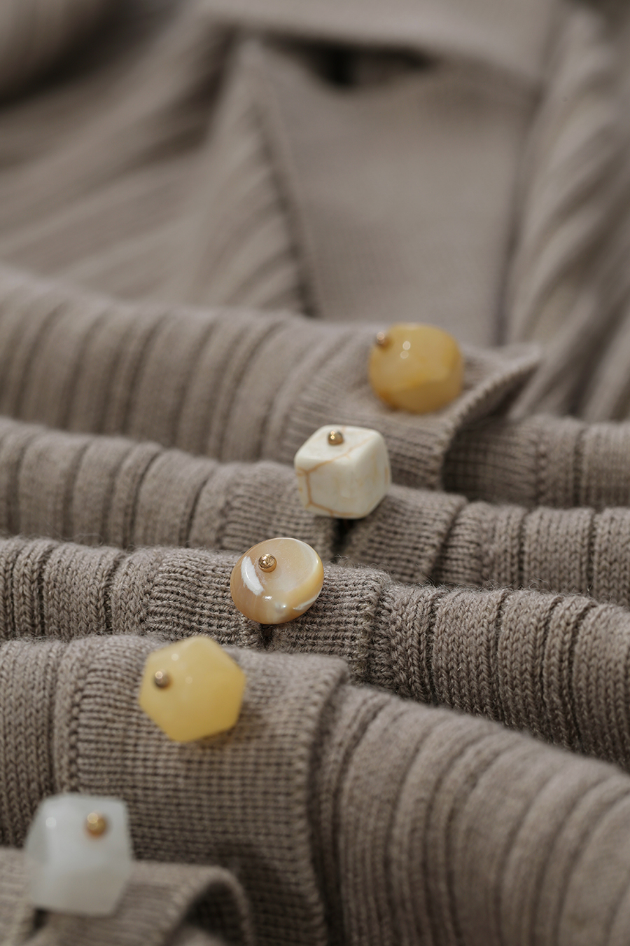 Lapel Collar Knit Cardigan | AMII