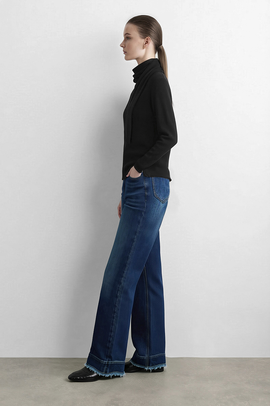 Cotton Flare Jeans | AMII