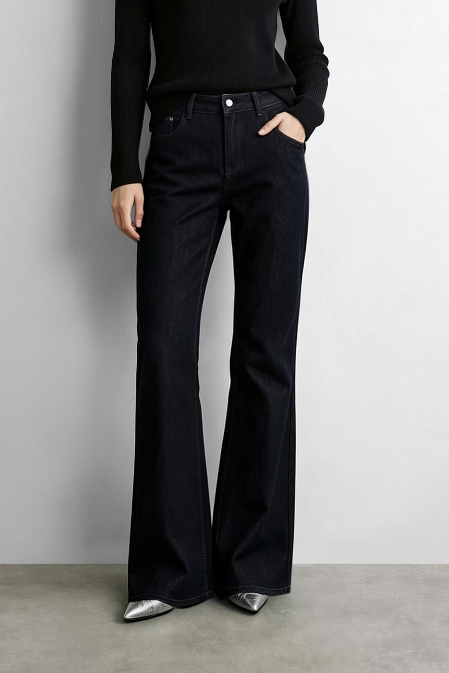 Cotton Flare Jeans | AMII
