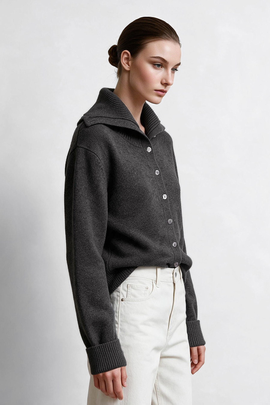 Navy Knit Cardigan with Lapel Collar|AMII