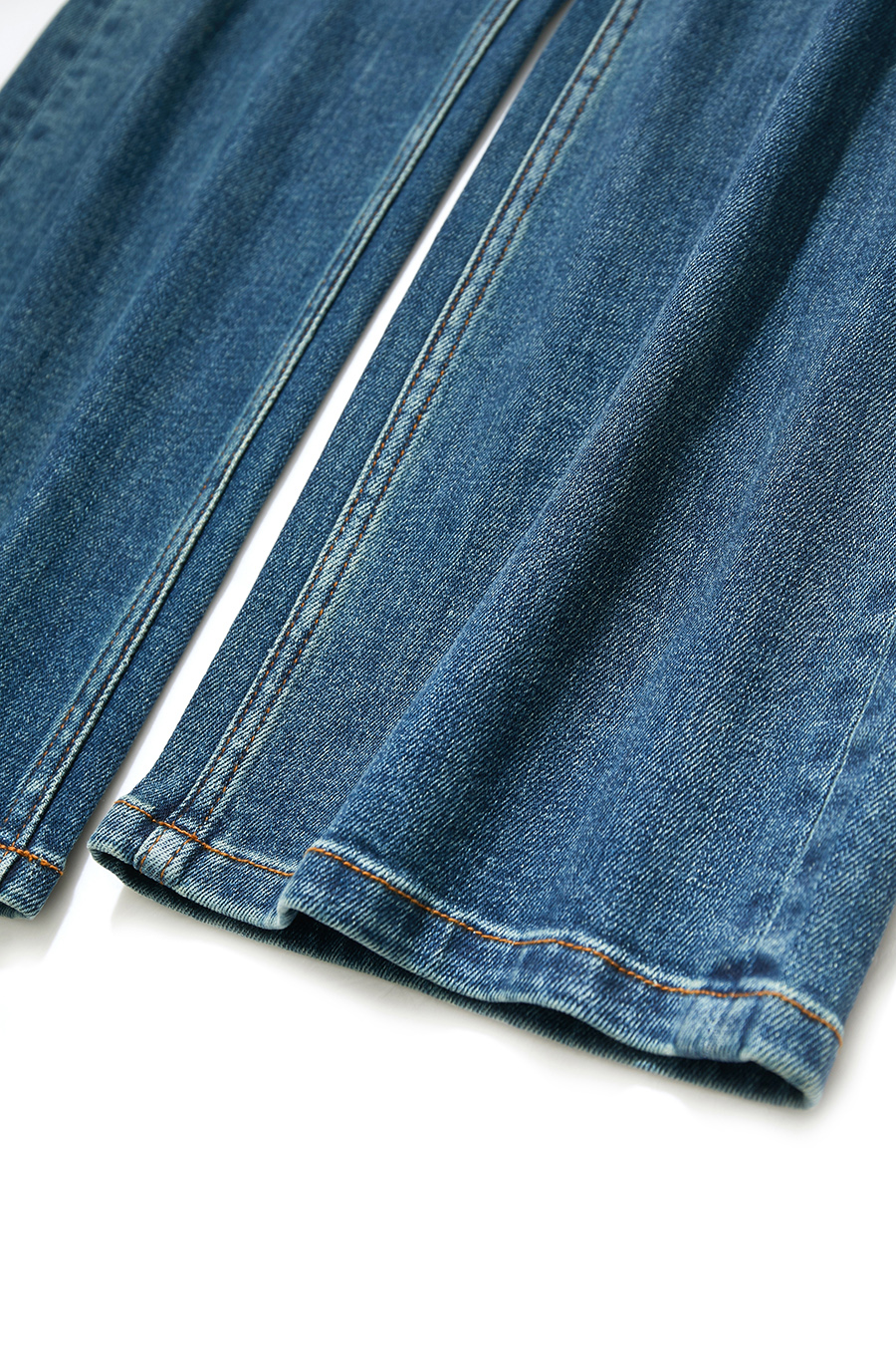 Versatile Straight Leg Jeans | AMII