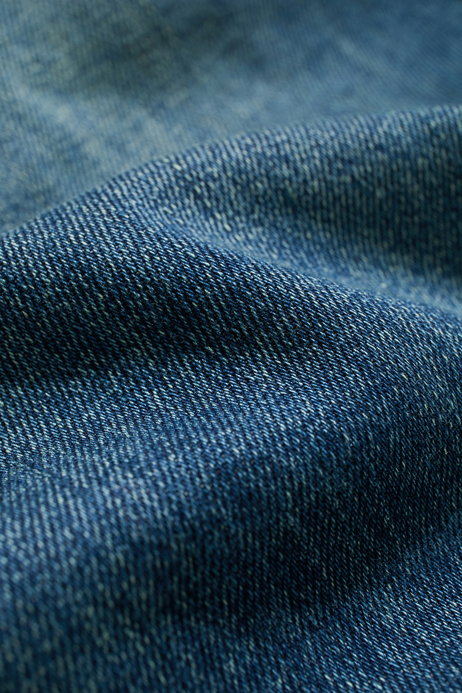Versatile Straight Leg Jeans | AMII