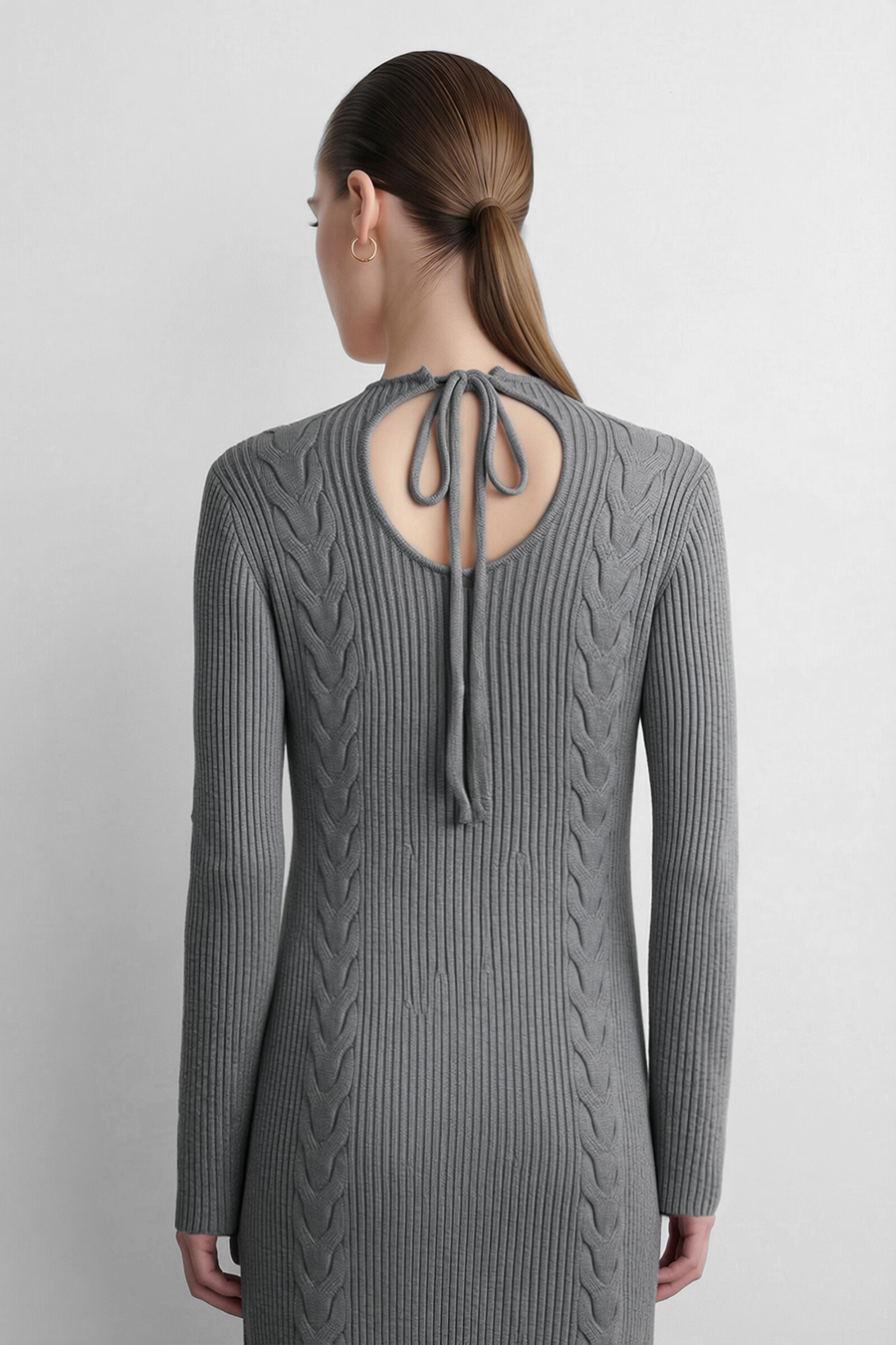 V-Neck Cable Knit Dress | AMII