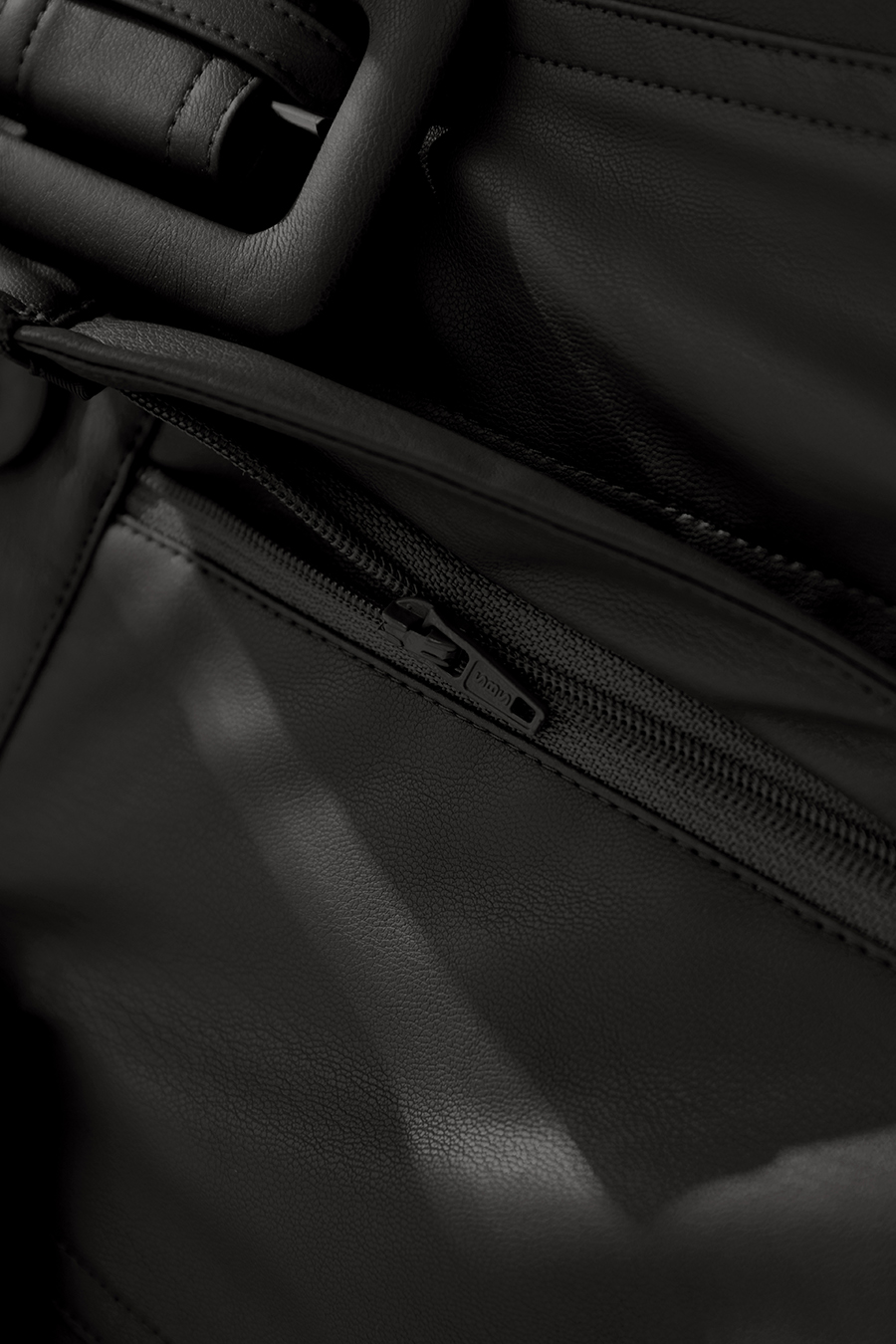 Eco-Leather Skirt|AMII