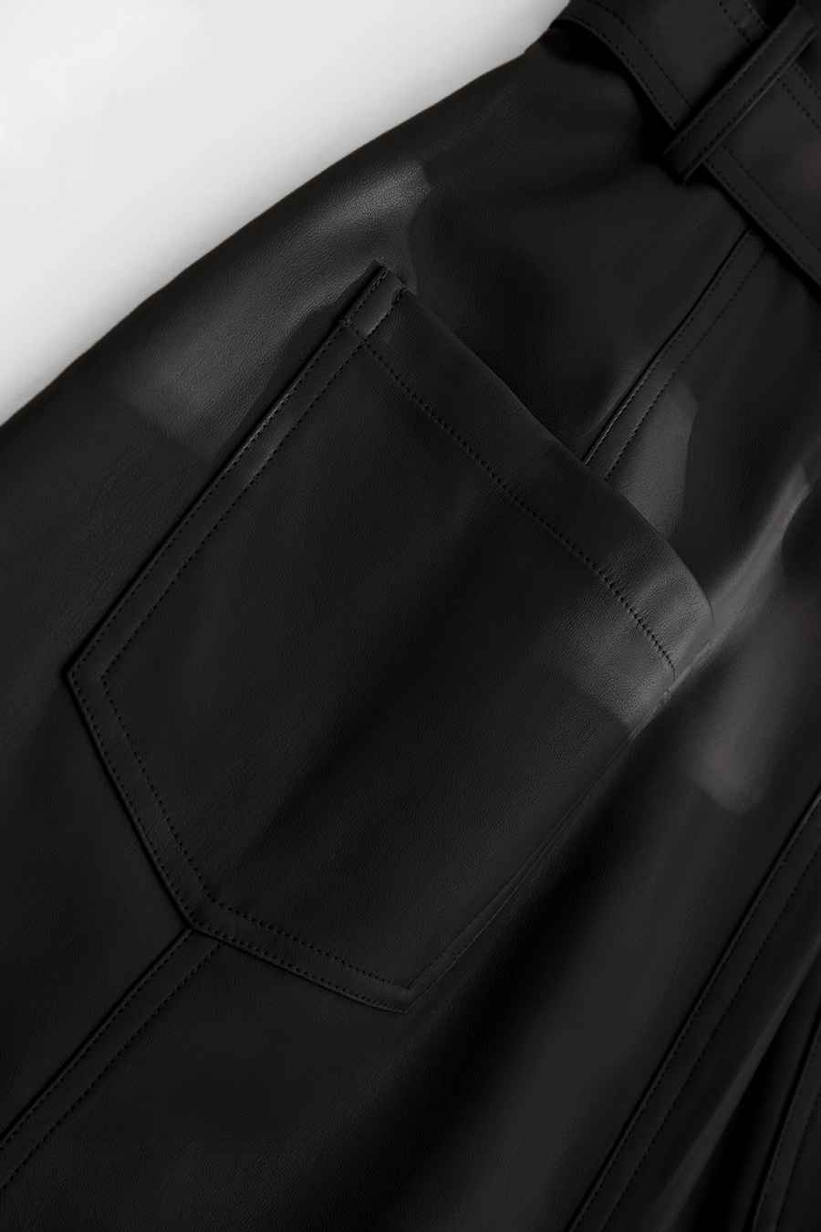 Eco-Leather Skirt|AMII