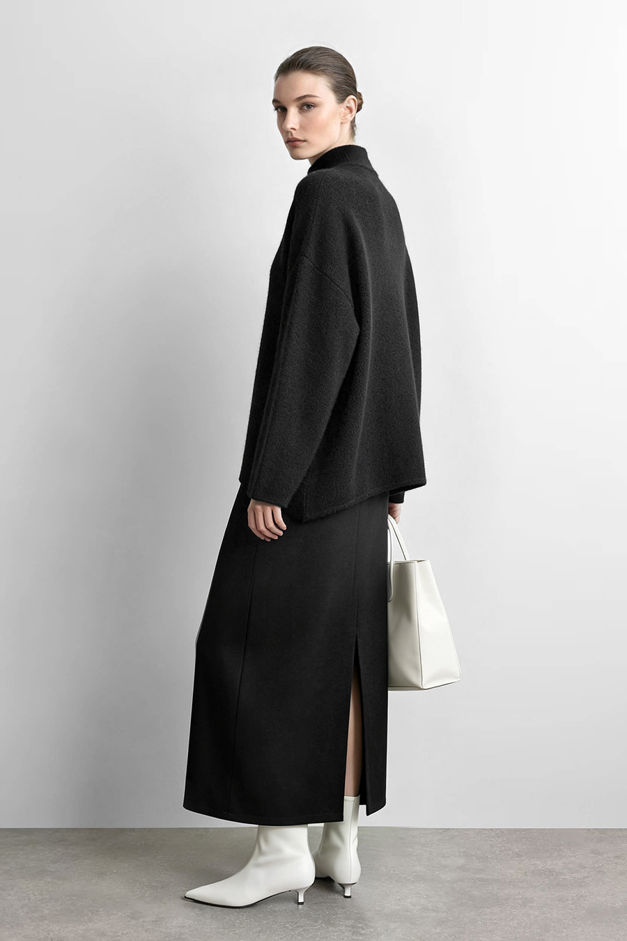 Back-Slit Knit Skirt|AMII