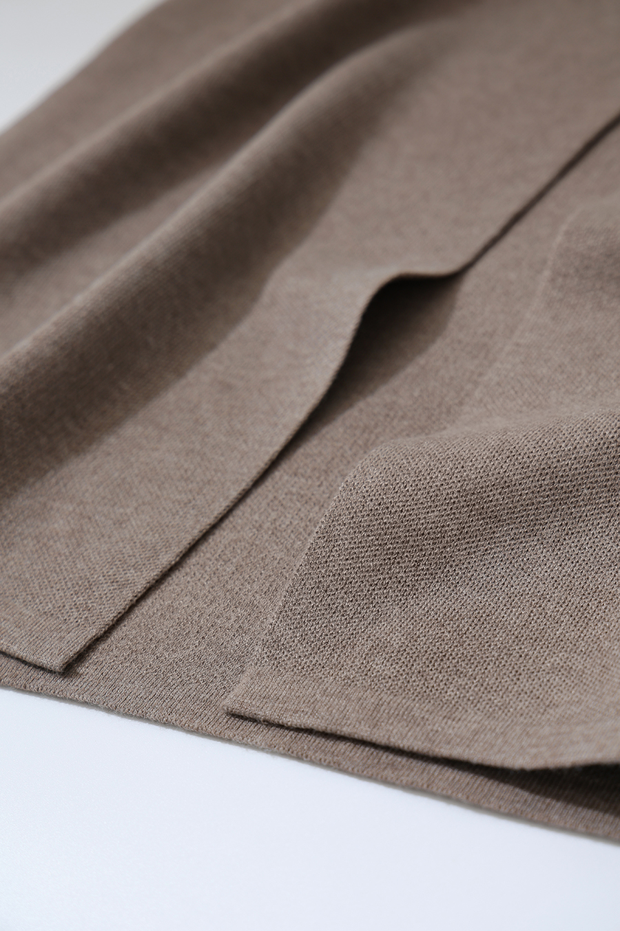 Back-Slit Knit Skirt|AMII