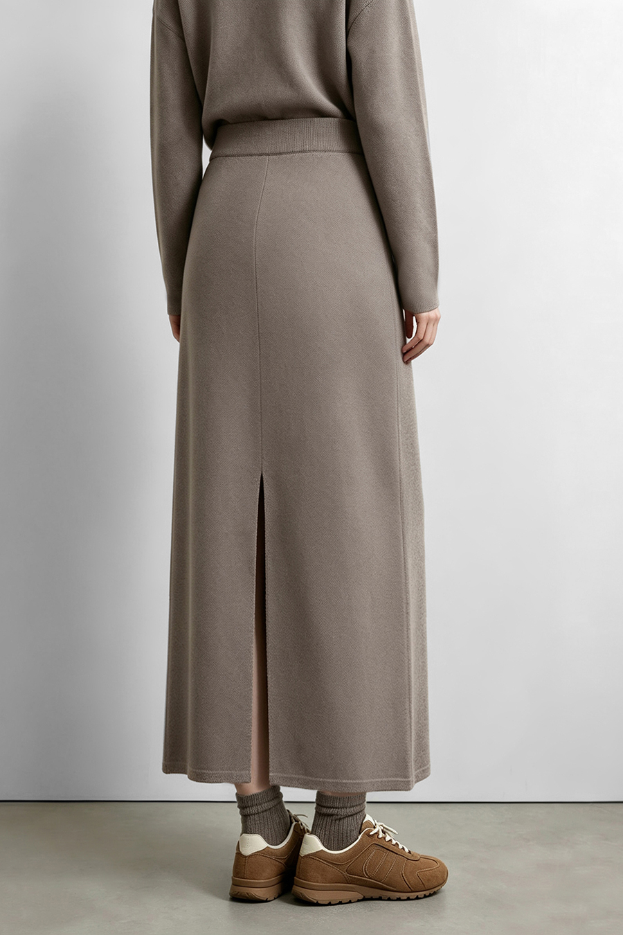 Back-Slit Knit Skirt|AMII