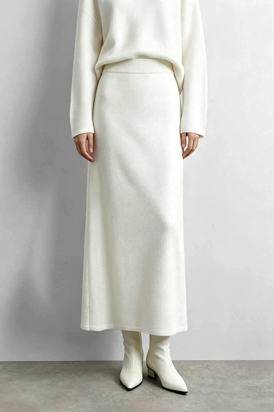 Back-Slit Knit Skirt|AMII